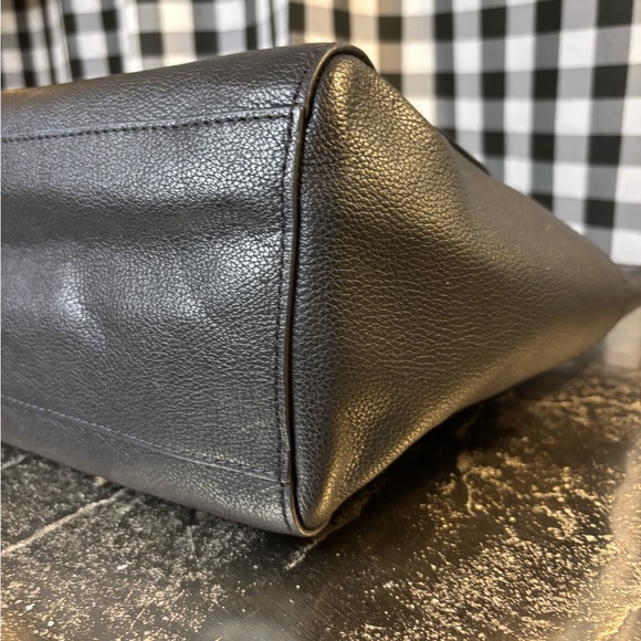 Fossil Sydney Black Leather Shopper Tote - Picture 5 of 10